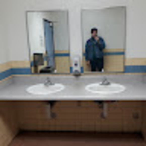 Meet your Posher, Aaron - Picture 1 of 1